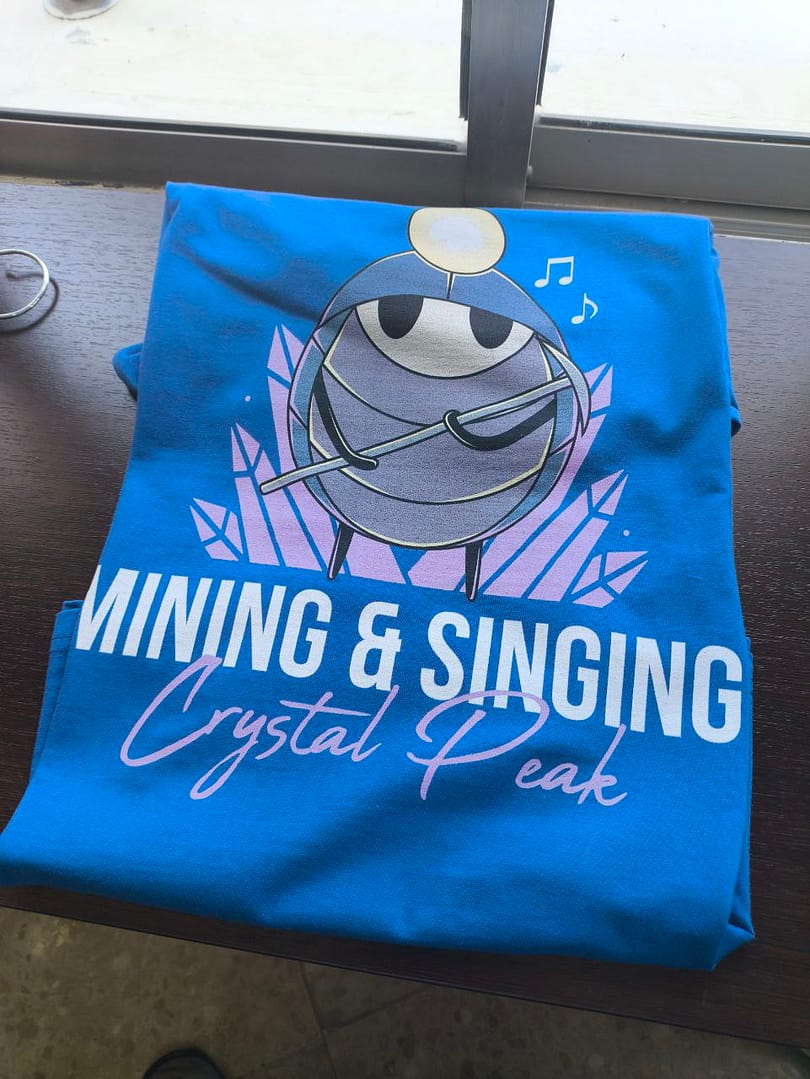 Camiseta Myla Hollow Knight - L